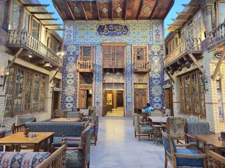 Watch Life Pass By At Dar al-Atraqchi Café